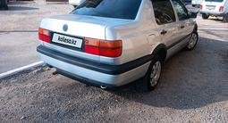 Volkswagen Vento 1992 года за 1 550 000 тг. в Тараз – фото 3