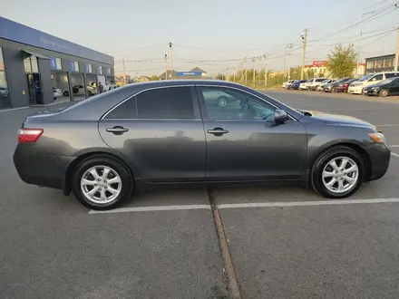 Toyota Camry 2007 года за 6 300 000 тг. в Шымкент – фото 3