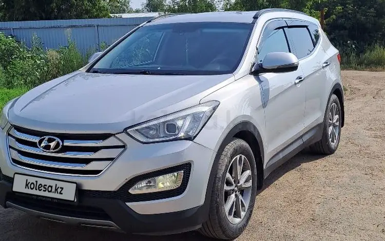 Hyundai Santa Fe 2014 годаүшін8 200 000 тг. в Уральск
