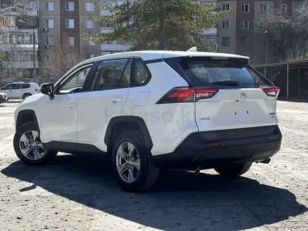 Toyota RAV4 2022 года за 16 500 000 тг. в Павлодар – фото 4