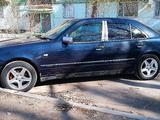 Mercedes-Benz E 240 1998 годаүшін2 600 000 тг. в Павлодар
