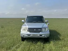 Mitsubishi Pajero iO, 2004