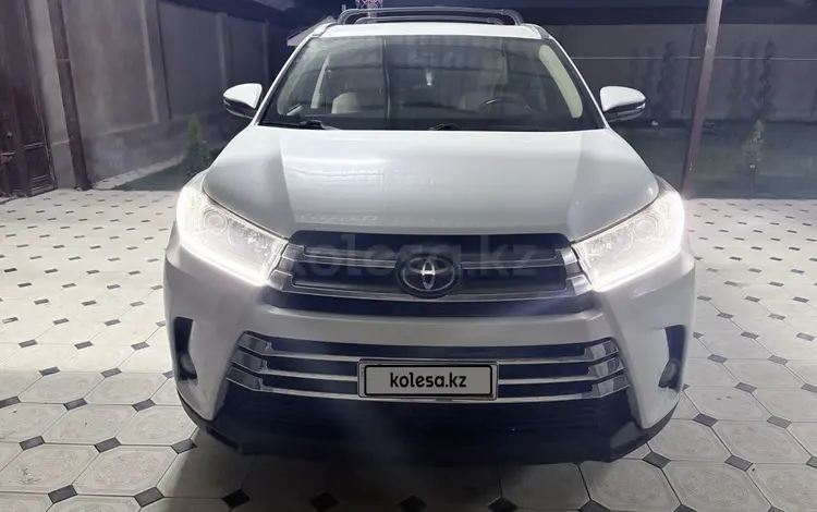 Toyota Highlander 2018 года за 17 000 000 тг. в Шымкент