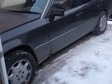 Mercedes-Benz E 200 1992 годаfor1 200 000 тг. в Алматы – фото 2