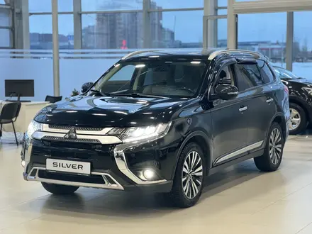 Mitsubishi Outlander 2019 года за 11 350 000 тг. в Астана