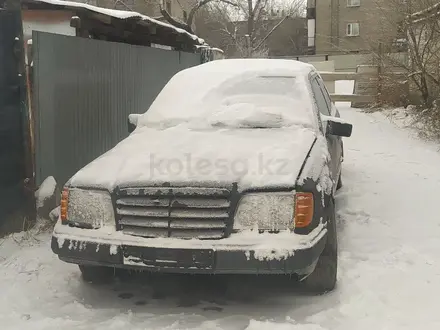 Mercedes-Benz E 260 1991 года за 700 000 тг. в Семей – фото 14