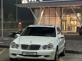 Mercedes-Benz C 240 2001 годаүшін3 000 000 тг. в Алматы – фото 2