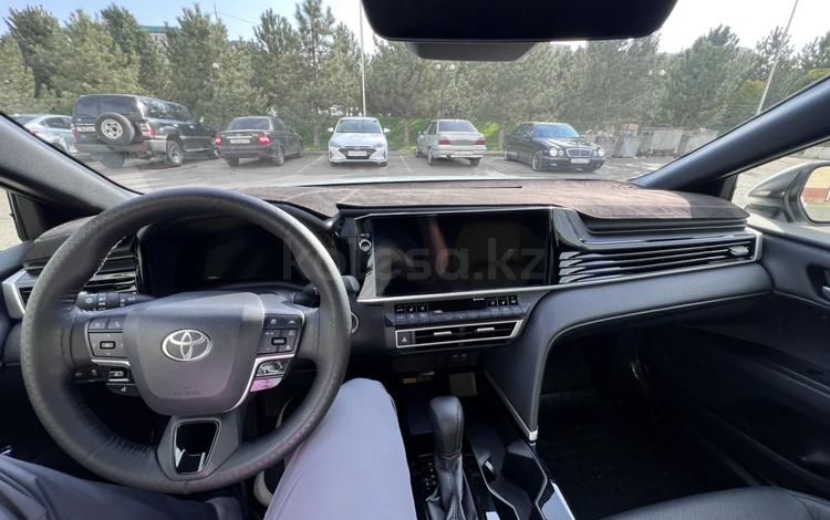 Toyota Camry — миниатюра 4