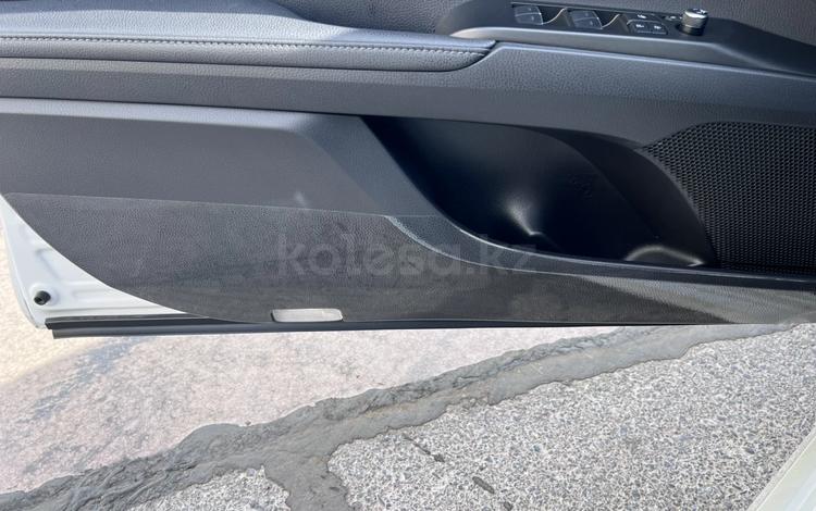 Toyota Camry — миниатюра 3