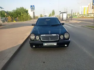 Mercedes-Benz E 280