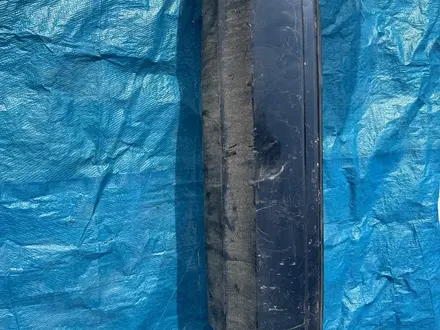 Задний бампер на mazda 323 BA, мазда 323 БА за 15 000 тг. в Алматы – фото 2