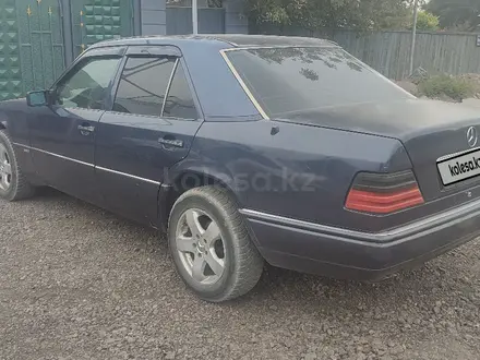 Mercedes-Benz E 280 1995 года за 1 800 000 тг. в Шу – фото 6