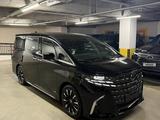 Toyota Alphard 2025 года за 53 000 000 тг. в Астана