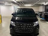 Toyota Alphard 2025 года за 53 000 000 тг. в Астана – фото 2