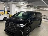 Toyota Alphard 2025 года за 53 000 000 тг. в Астана – фото 3