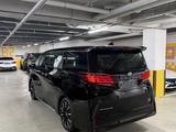 Toyota Alphard 2025 года за 53 000 000 тг. в Астана – фото 4