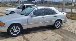 Mercedes-Benz C 180 1994 года за 1 400 000 тг. в Шымкент – фото 2