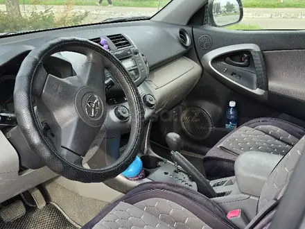 Toyota RAV4 2008 года за 6 800 000 тг. в Усть-Каменогорск – фото 9