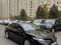 Toyota Camry 2018 года за 17 600 000 тг. в Алматы – фото 3