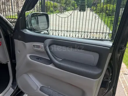 Toyota Land Cruiser 2006 года за 17 500 000 тг. в Алматы – фото 11