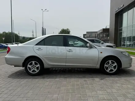 Toyota Camry 2001 года за 3 790 000 тг. в Усть-Каменогорск – фото 2