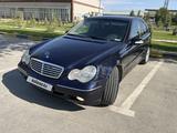 Mercedes-Benz C 320 2000 года за 3 000 000 тг. в Тараз – фото 3
