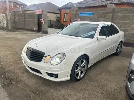 Mercedes-Benz E 500 2005 года за 4 500 000 тг. в Атырау