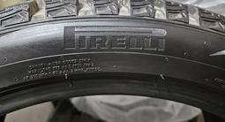 Шины зимние шипованные Pirelli R20 за 250 000 тг. в Астана