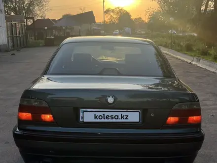 BMW 735 1995 года за 2 600 000 тг. в Алматы – фото 2