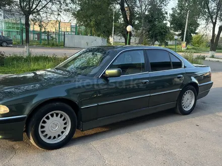 BMW 735 1995 года за 2 600 000 тг. в Алматы – фото 3