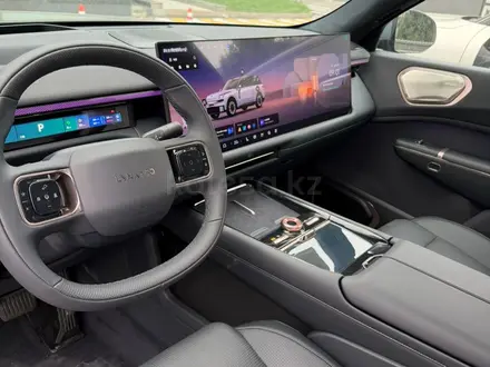 Lynk & Co 900 1.5T Ultra 2025 года за 28 500 000 тг. в Алматы – фото 10