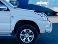 Toyota Land Cruiser Prado 2008 года за 9 800 000 тг. в Атырау – фото 4