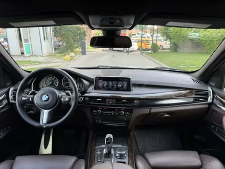 BMW X5 2017 года за 17 950 000 тг. в Алматы – фото 21