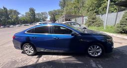 Chevrolet Malibu 2018 года за 7 800 000 тг. в Алматы – фото 4