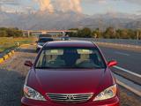 Toyota Camry 2002 годаүшін4 250 000 тг. в Алматы – фото 2
