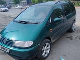 Volkswagen Sharan 1997 года за 2 500 000 тг. в Тараз – фото 3