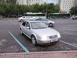 Volkswagen Jetta 2004 годаүшін3 000 000 тг. в Астана – фото 3