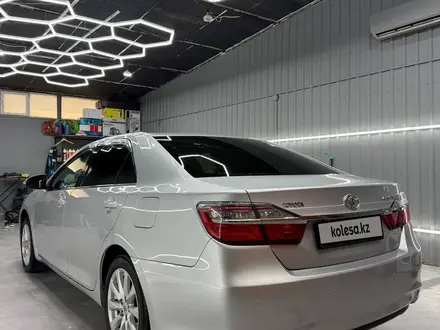 Toyota Camry 2014 года за 11 000 000 тг. в Жанаозен – фото 4