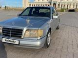 Mercedes-Benz E 220 1993 годаүшін1 950 000 тг. в Астана – фото 4