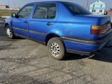 Volkswagen Vento 1995 года за 1 150 000 тг. в Петропавловск – фото 4
