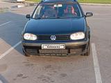 Volkswagen Golf 2000 года за 2 300 000 тг. в Туркестан – фото 2