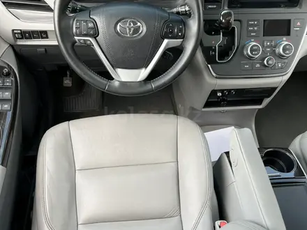 Toyota Sienna 2015 года за 13 900 000 тг. в Алматы – фото 14