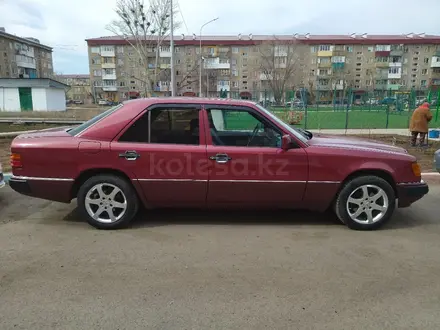 Mercedes-Benz E 200 1991 года за 2 300 000 тг. в Караганда