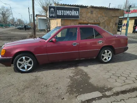 Mercedes-Benz E 200 1991 года за 2 300 000 тг. в Караганда – фото 8