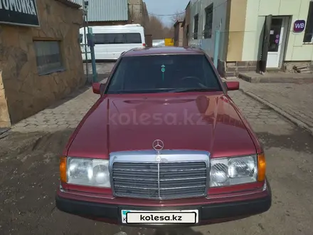 Mercedes-Benz E 200 1991 года за 2 300 000 тг. в Караганда – фото 9