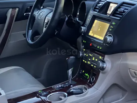 Toyota Highlander 2011 года за 10 900 000 тг. в Астана – фото 11