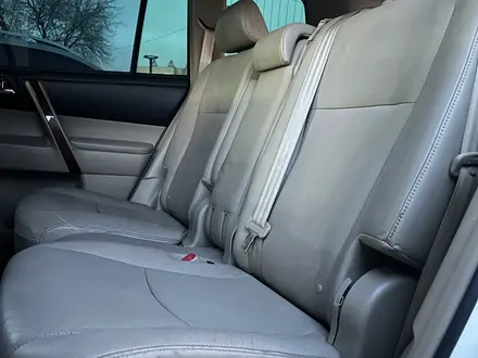 Toyota Highlander 2011 года за 10 900 000 тг. в Астана – фото 13