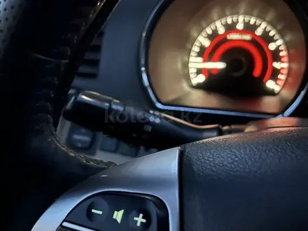 Toyota Highlander 2011 года за 10 900 000 тг. в Астана – фото 23