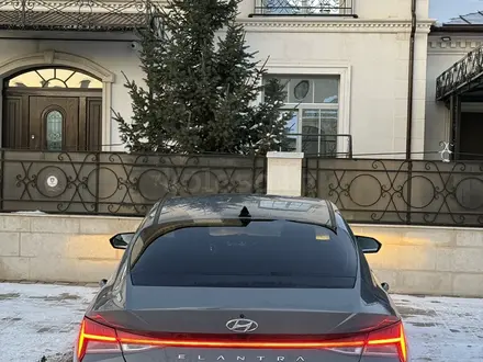 Hyundai Elantra 2021 года за 9 300 000 тг. в Астана – фото 5