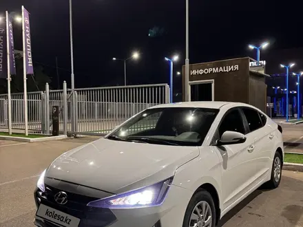 Hyundai Elantra 2020 года за 8 350 000 тг. в Астана